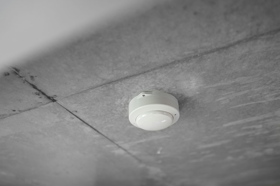 smoke alarm beeping